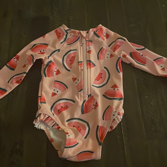 One piece swimsuit - Picture 1 of 1